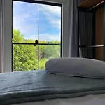 Casas Duplex Todas Com 3 Suiites Ambas Com Ar Condicionado, Varanda, Internet E Churrasqueira Privativa No Residencial Jardins De Taperpua 2 Codominio A Poucos Metros Da Praia De Taperapua, Com Piscina E Area Gourmet.