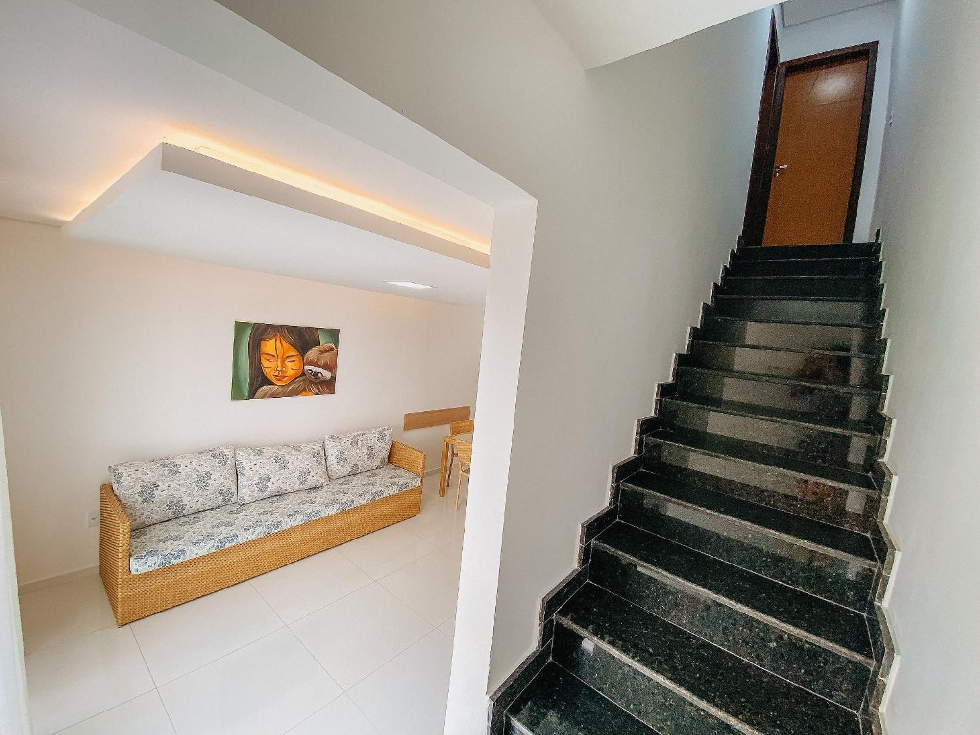 Casa de férias Casas Duplex Todas Com 3 Suiites Ambas Com Ar Condicionado, Varanda, Internet E Churrasqueira Privativa No Residencial Jardins De Taperpua 2 Codominio A Poucos Metros Da De Taperapua, Com Piscina E Area Gourmet. Porto Seguro