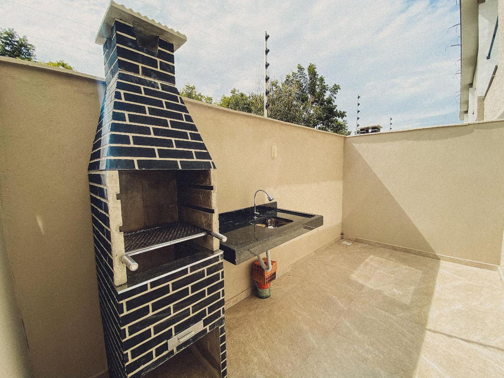 Casas Duplex Todas Com 3 Suiites Ambas Com Ar Condicionado, Varanda, Internet E Churrasqueira Privativa No Residencial Jardins De Taperpua 2 Codominio A Poucos Metros Da De Taperapua, Com Piscina E Area Gourmet. Casa de férias *