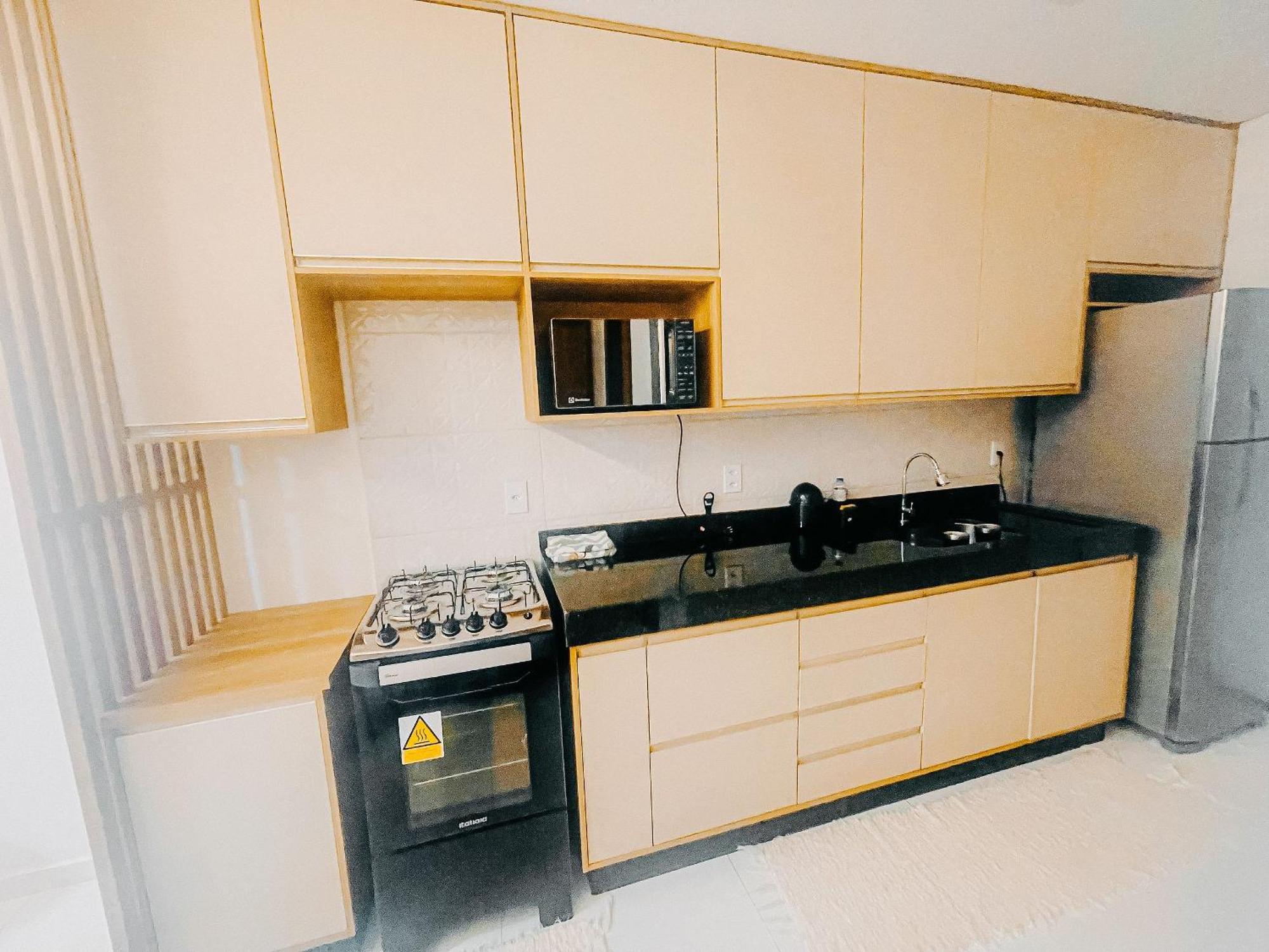 Casas Duplex Todas Com 3 Suiites Ambas Com Ar Condicionado, Varanda, Internet E Churrasqueira Privativa No Residencial Jardins De Taperpua 2 Codominio A Poucos Metros Da De Taperapua, Com Piscina E Area Gourmet.