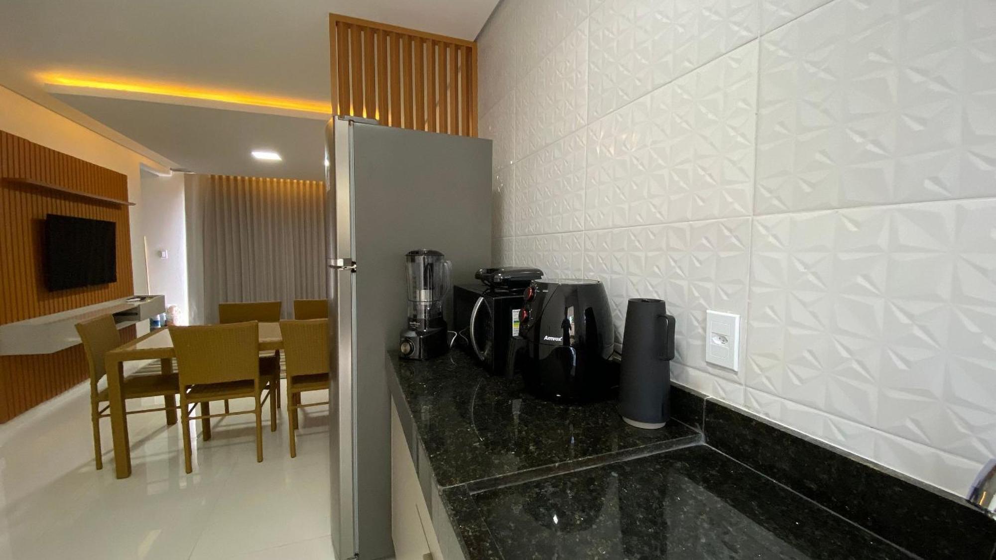 Casas Duplex Todas Com 3 Suiites Ambas Com Ar Condicionado, Varanda, Internet E Churrasqueira Privativa No Residencial Jardins De Taperpua 2 Codominio A Poucos Metros Da De Taperapua, Com Piscina E Area Gourmet. Casa de férias Porto Seguro